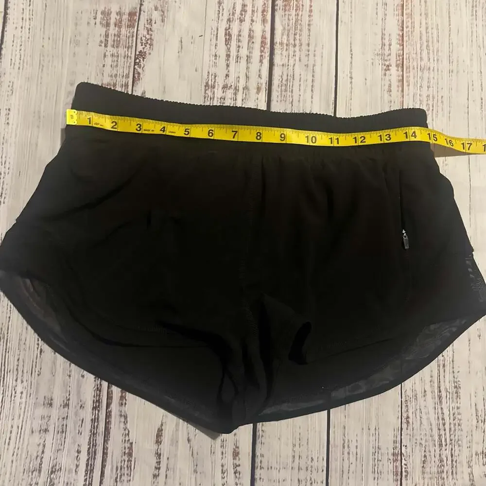 Golden by Aritzia MoveTech Legacy Low-Rise Mesh Running Shorts Size 6 - Picture 3 of 5